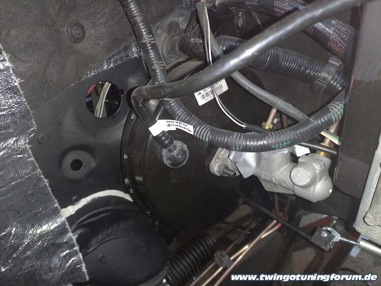 [Bild: twingo-16181834-tJD.jpg]