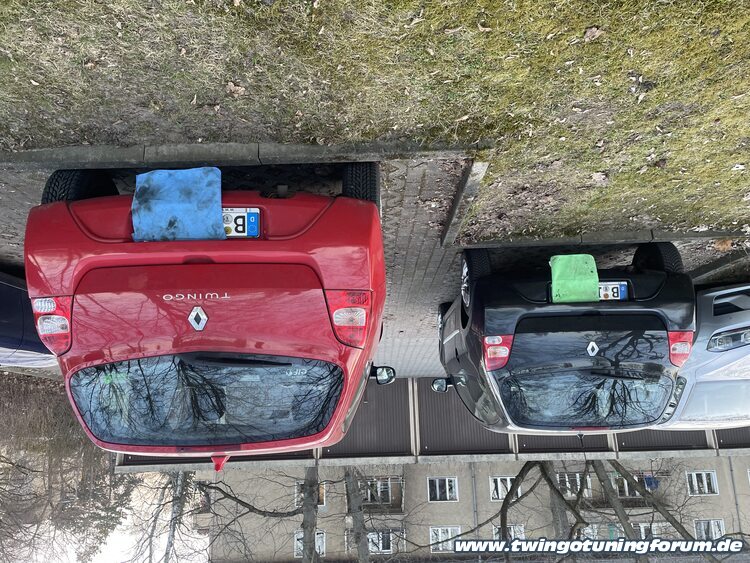[Bild: twingo-22091302-ZWr.jpg]