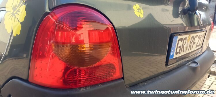 [Bild: twingo-25175801-24v.jpg]