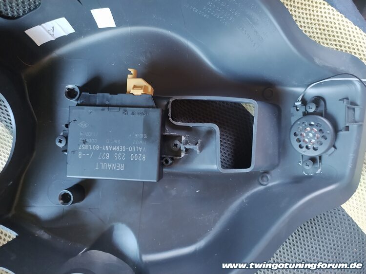 [Bild: twingo-30221834-wRF.jpg]