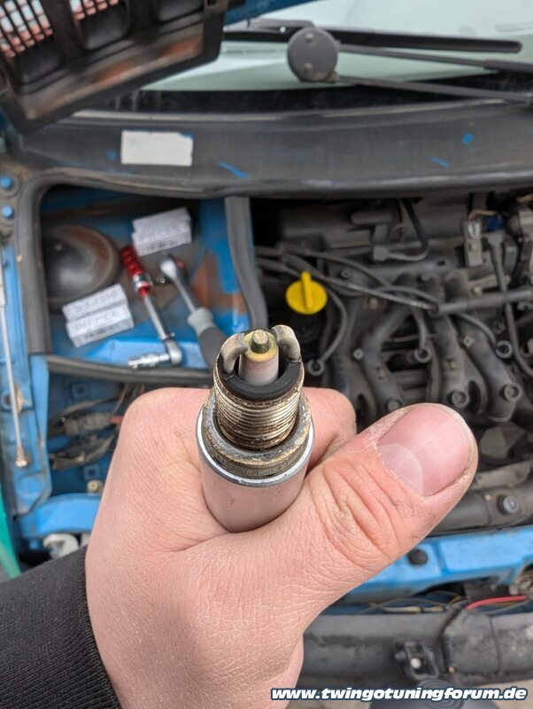 [Bild: twingo-02070655-ksE.jpg]