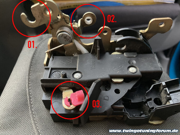 [Bild: twingo-05153616-28m.jpg]