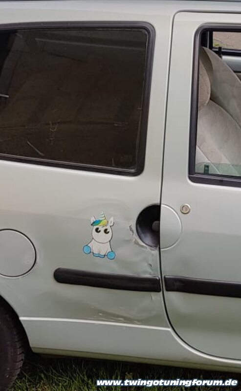 [Bild: twingo-07083010-ZKy.jpg]