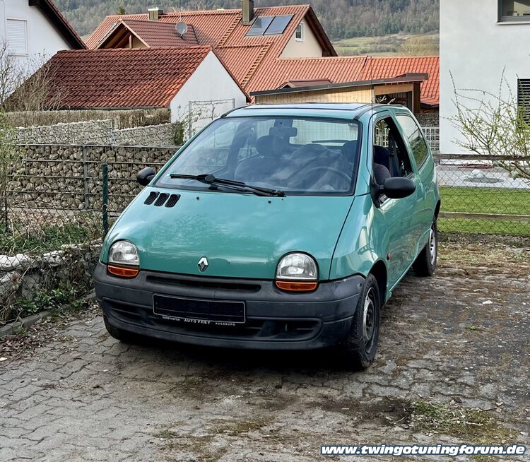 [Bild: twingo-07122626-CbX.jpg]
