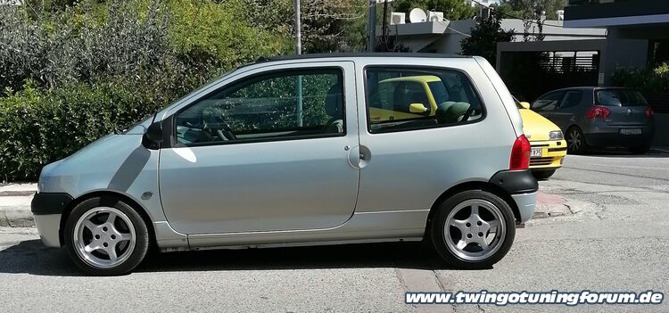 [Bild: twingo-13195558-TTC.jpg]