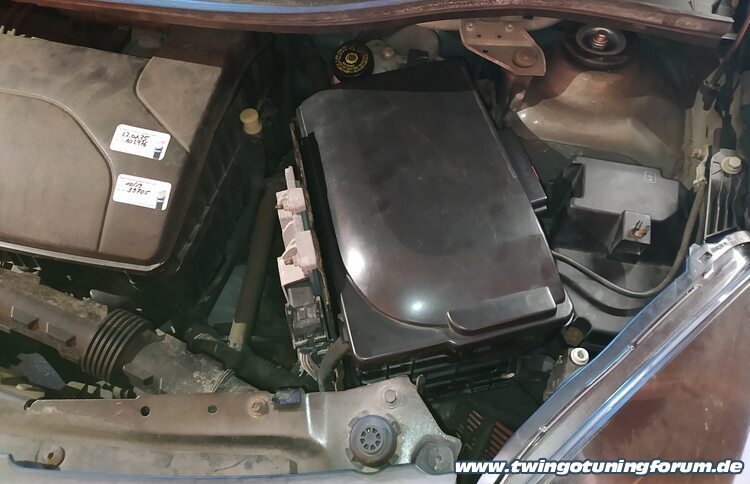 [Bild: twingo-21192401-zed.jpg]