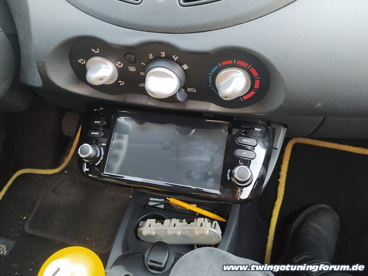 [Bild: twingo-25203512-voL.jpg]