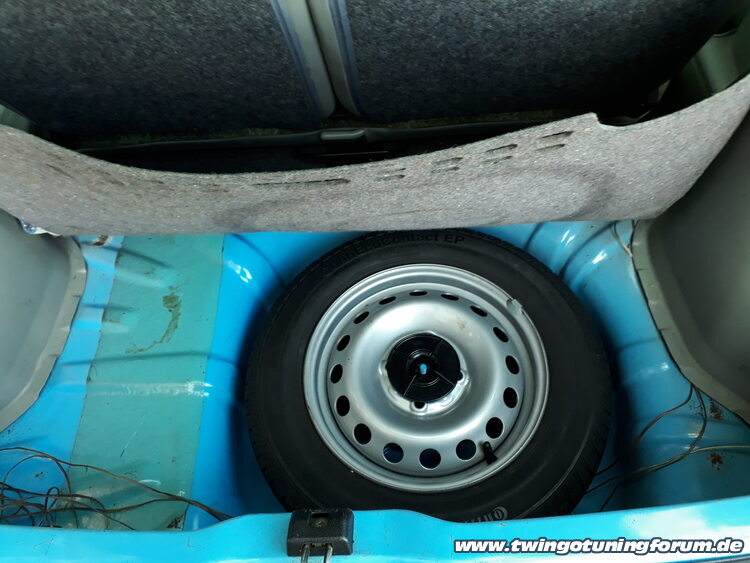 [Bild: twingo-01200716-gHp.jpg]