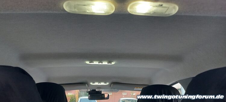[Bild: twingo-03010503-hHC.jpg]