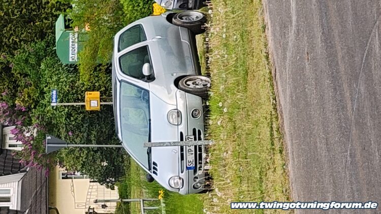 [Bild: twingo-06164644-8D2.jpg]