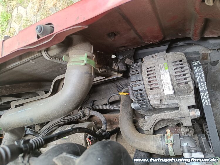 [Bild: twingo-16084800-j87.jpg]