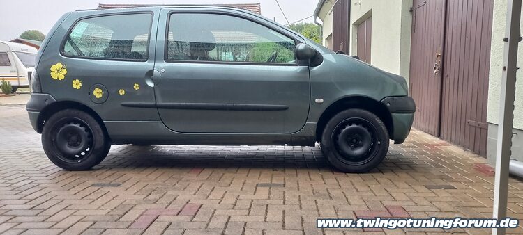 [Bild: twingo-19160714-3vQ.jpg]