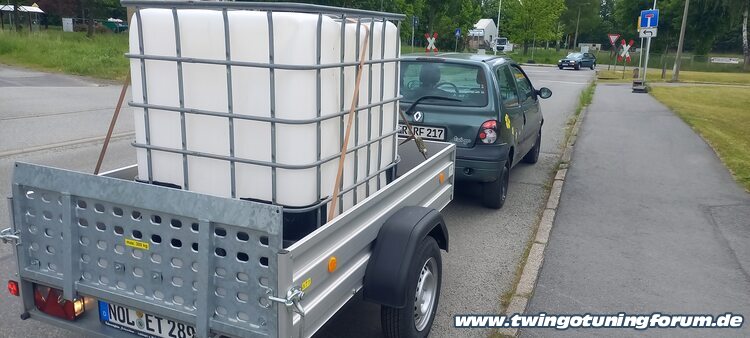 [Bild: twingo-19161053-Haj.jpg]