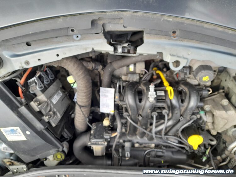 [Bild: twingo-22195410-eU7.jpg]