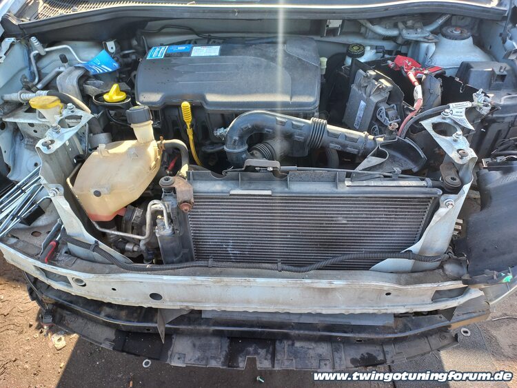 [Bild: twingo-24215512-Y92.jpg]