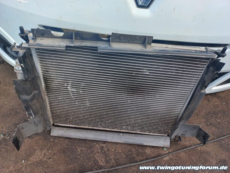 [Bild: twingo-24215858-E6v.jpg]