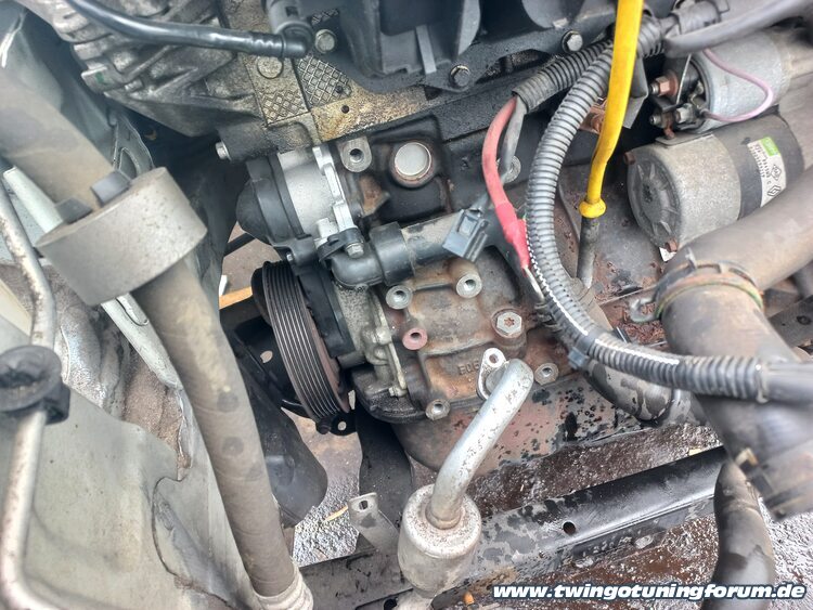 [Bild: twingo-24220231-7E3.jpg]