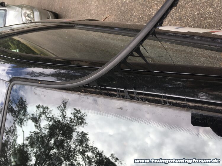 [Bild: twingo-02095449-C1I.jpg]