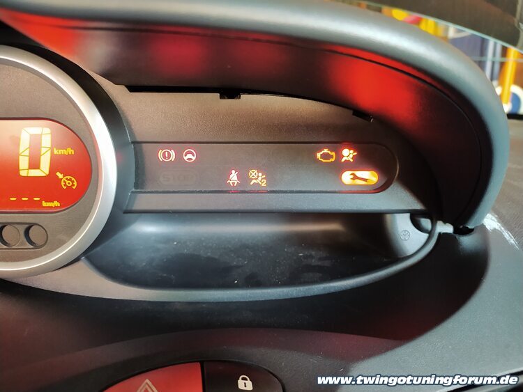 [Bild: twingo-05132607-wZ5.jpg]