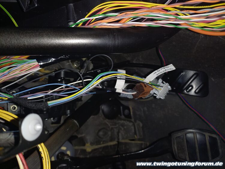 [Bild: twingo-07085157-U6N.jpg]