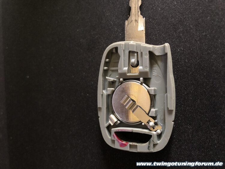 [Bild: twingo-08100246-CdA.jpg]