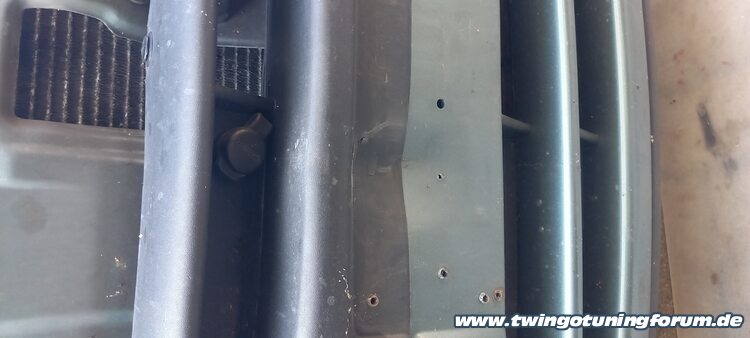 [Bild: twingo-15205356-1Qh.jpg]