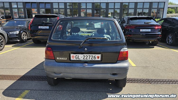 [Bild: twingo-18172649-kuc.jpg]
