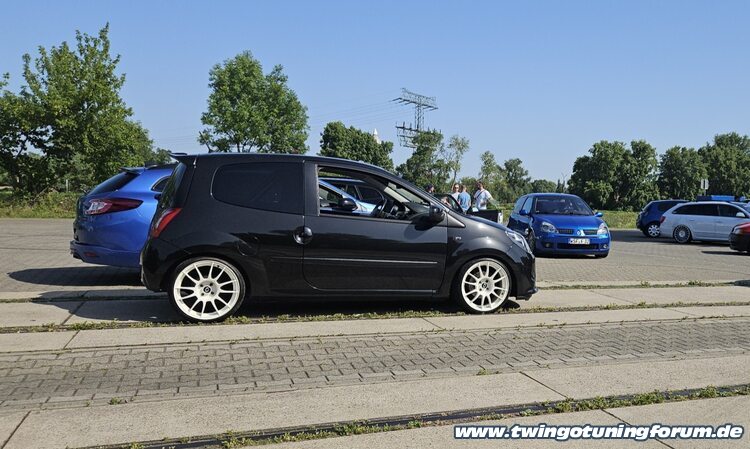 [Bild: twingo-19135511-YWq.jpg]