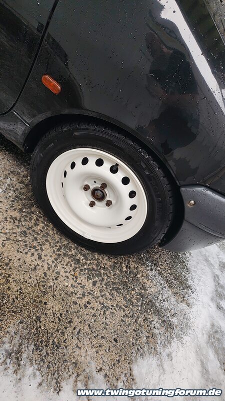 [Bild: twingo-29111335-Pm2.jpg]