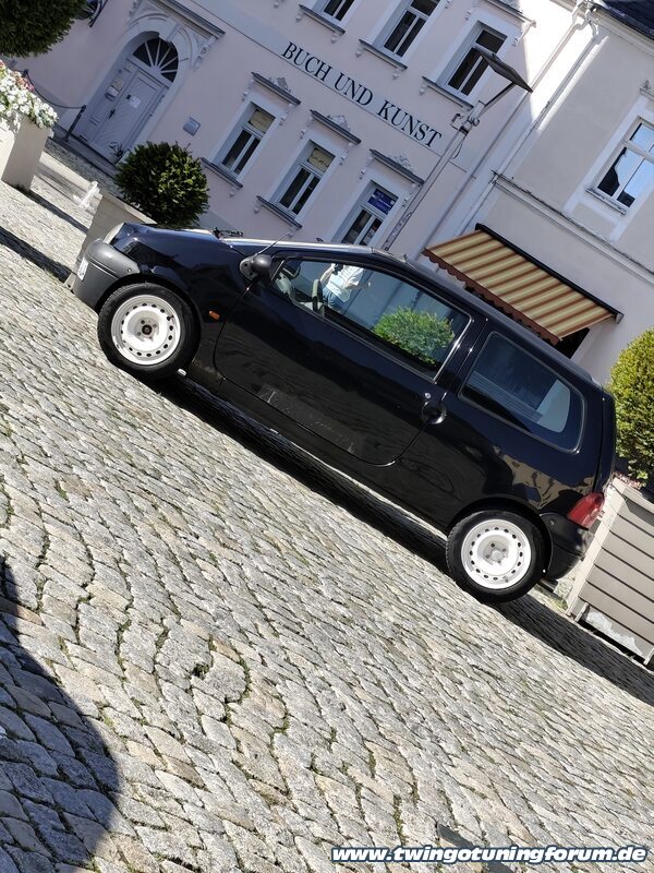 [Bild: twingo-29113636-Lsk.jpg]