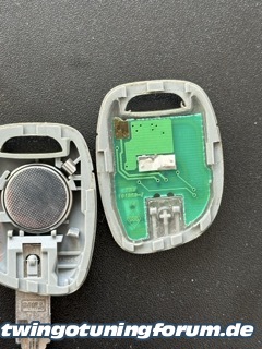 [Bild: twingo-29205908-fEU.jpg]