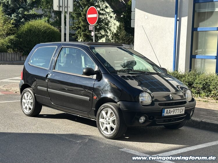 [Bild: twingo-01175940-Z9j.jpg]