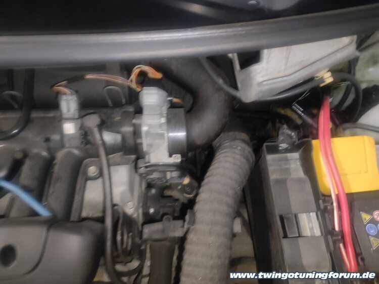 [Bild: twingo-05142414-NiY.jpg]