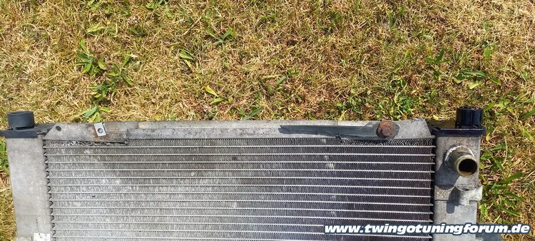 [Bild: twingo-05221828-4wL.jpg]