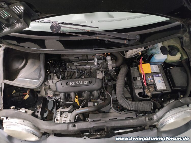 [Bild: twingo-14190013-dva.jpg]
