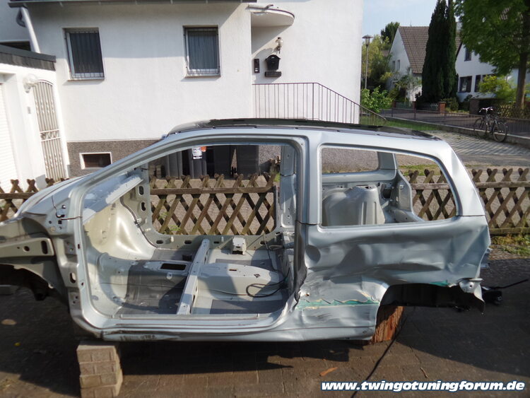 [Bild: twingo-15100259-do8.jpg]