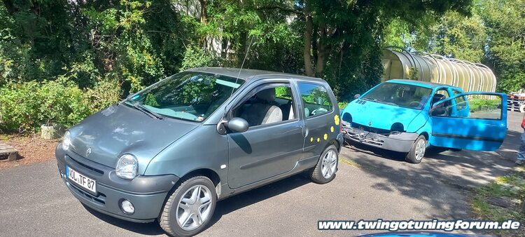 [Bild: twingo-13212449-OPt.jpg]