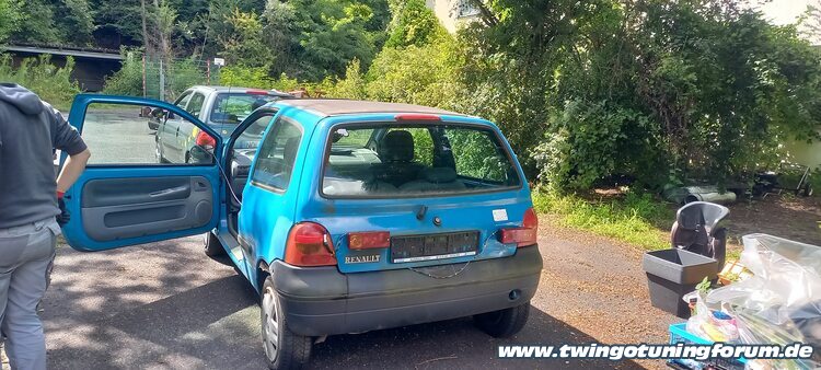[Bild: twingo-13212531-xnv.jpg]