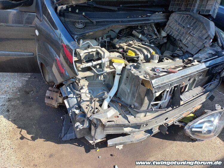 [Bild: twingo-15224807-Yaq.jpg]