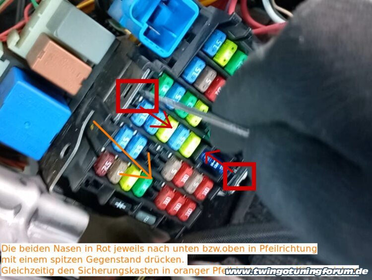 [Bild: twingo-15231544-nx6.jpg]