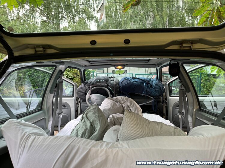 [Bild: twingo-19005157-xEi.jpg]
