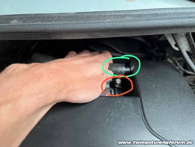 [Bild: twingo-27110339-igH.jpg]