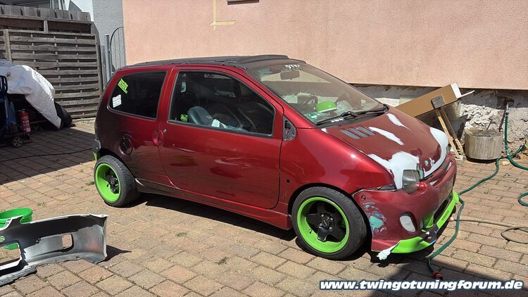[Bild: twingo-24142142-sa7.jpg]
