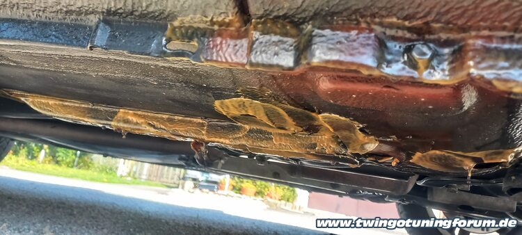 [Bild: twingo-28184913-ugB.jpg]