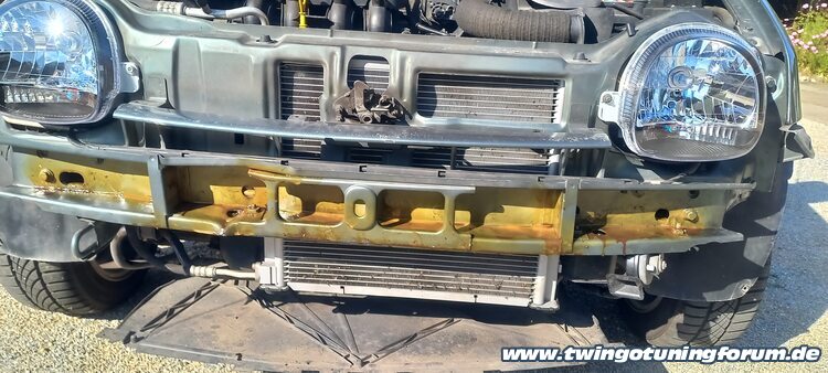 [Bild: twingo-28184950-LnX.jpg]