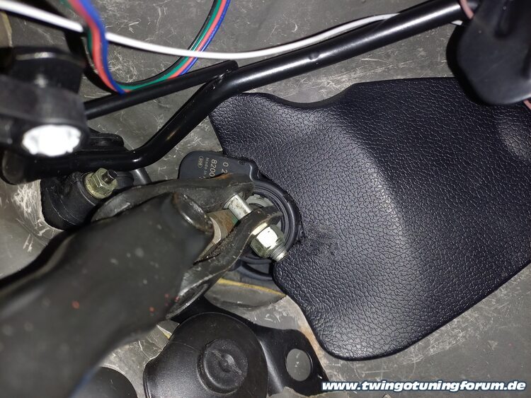 [Bild: twingo-04093626-Auk.jpg]