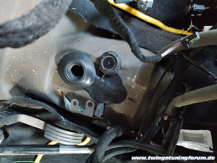 [Bild: twingo-07072503-2Ec.jpg]