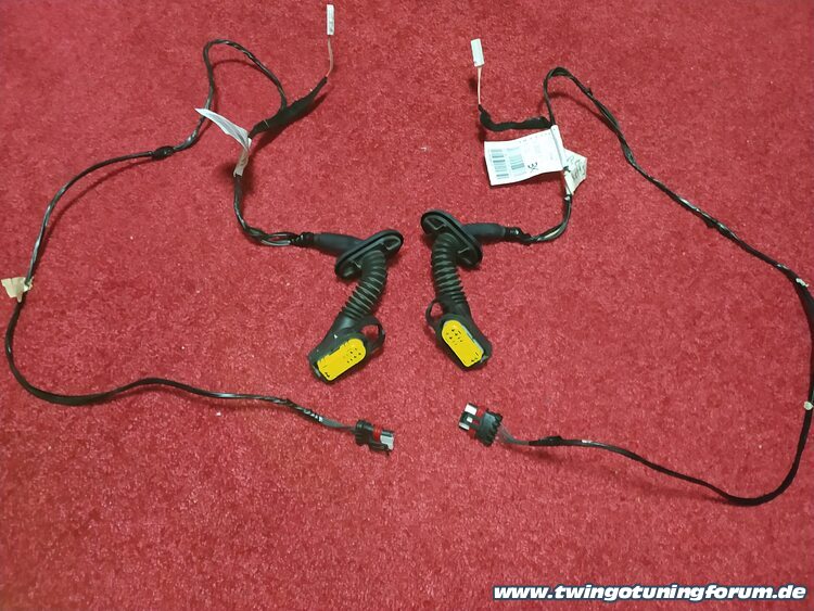 [Bild: twingo-09214959-RYS.jpg]