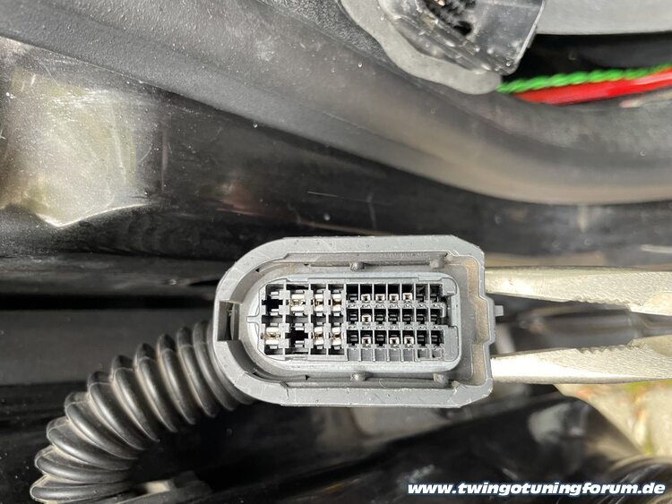 [Bild: twingo-14091830-k6f.jpg]