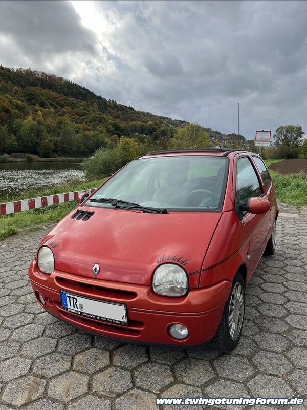 [Bild: twingo-20224708-7q8.jpg]